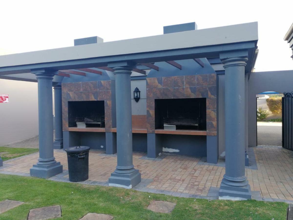 Apartamento 11 Portobelo Mossel Bay Exterior foto