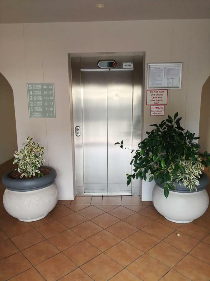 Apartamento 11 Portobelo Mossel Bay Exterior foto